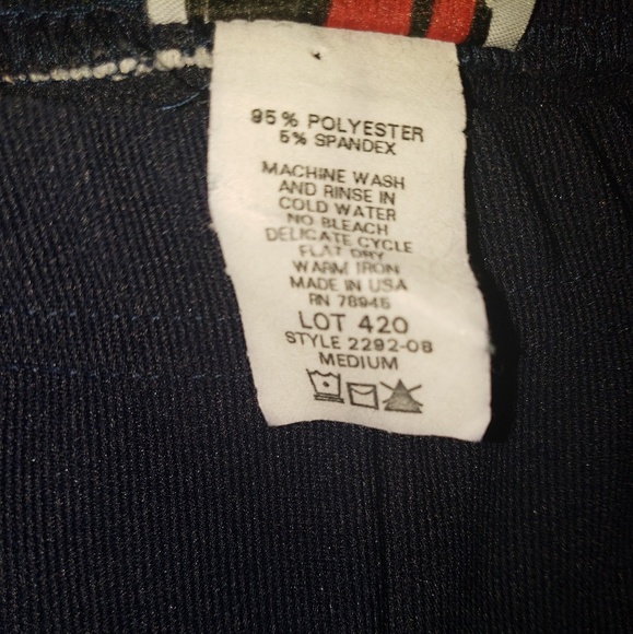 Ladies Navy Blue and White Capris - Picture 3 of 3